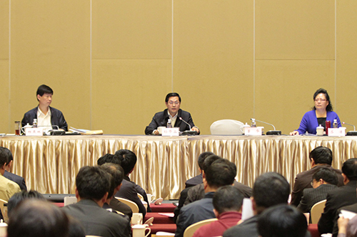 全国安全生产综合监管工作现场会在昆明召开