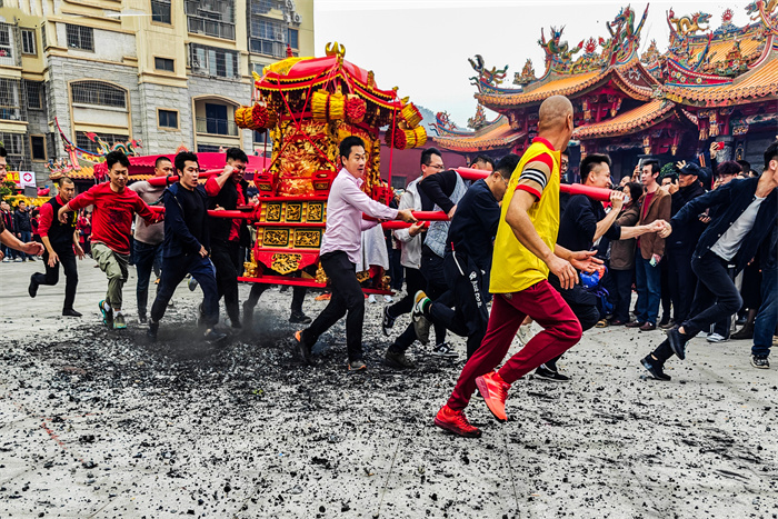 10.爱拼才会赢.jpg 10.爱拼才会赢.jpg