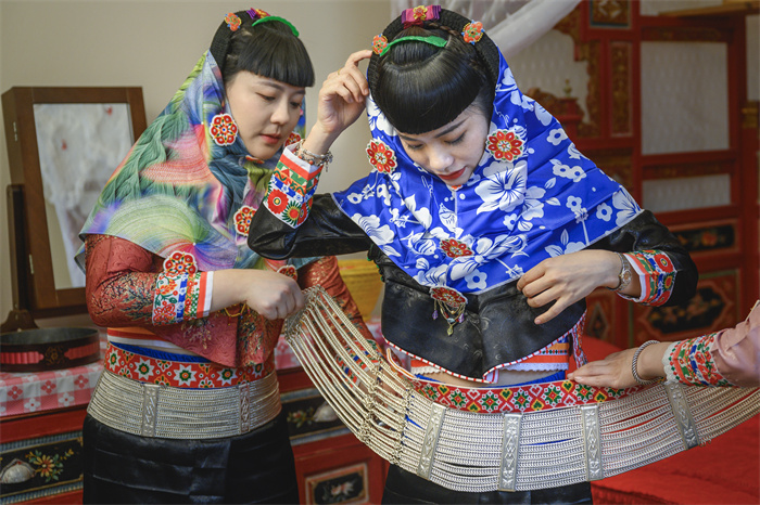 惠安-郑慧芬-13959875886-生活纪实类-《喜结良缘》组照02.jpg 惠安-郑慧芬-13959875886-生活纪实类-《喜结良缘》组照02.jpg