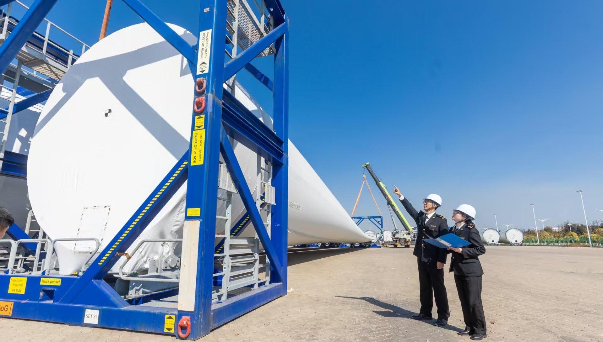 ���ݸ��������˷���豸���˷硱����