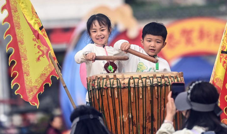 �������ݣ���Ϸ���� ���鴫ͳ�Ļ�