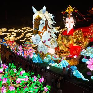 国潮热，绘就人文经济新诗篇
