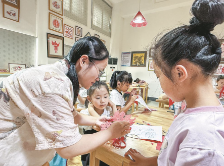 柘荣剪纸.png