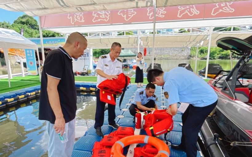 福州水运中心全链条部署防抗台风“白海豚”