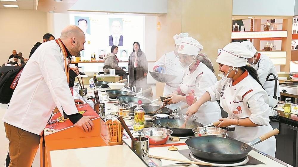 当传统小吃邂逅青春活力